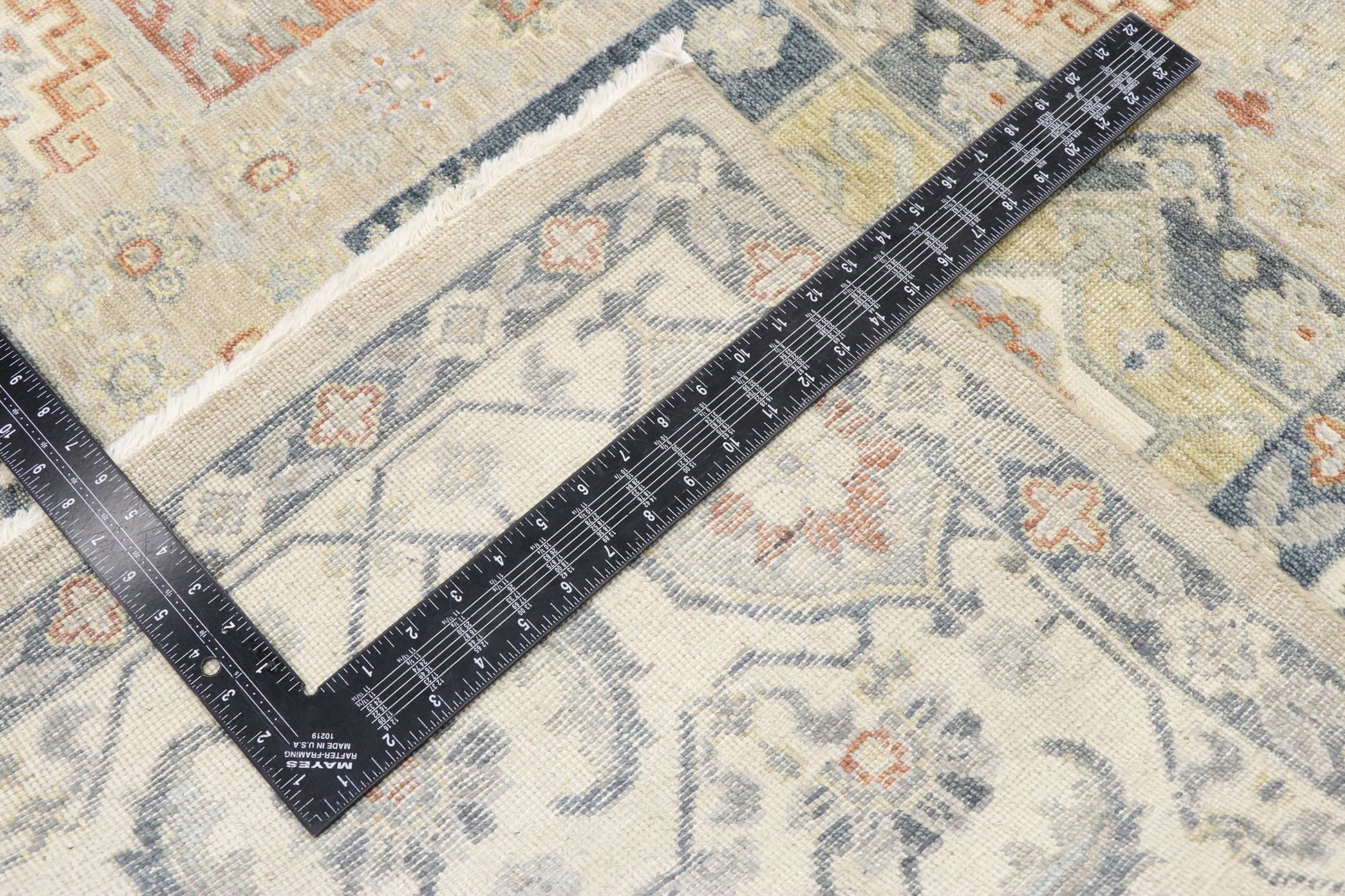 10 x 13 Vintage-Inspired Oushak Rug 30630