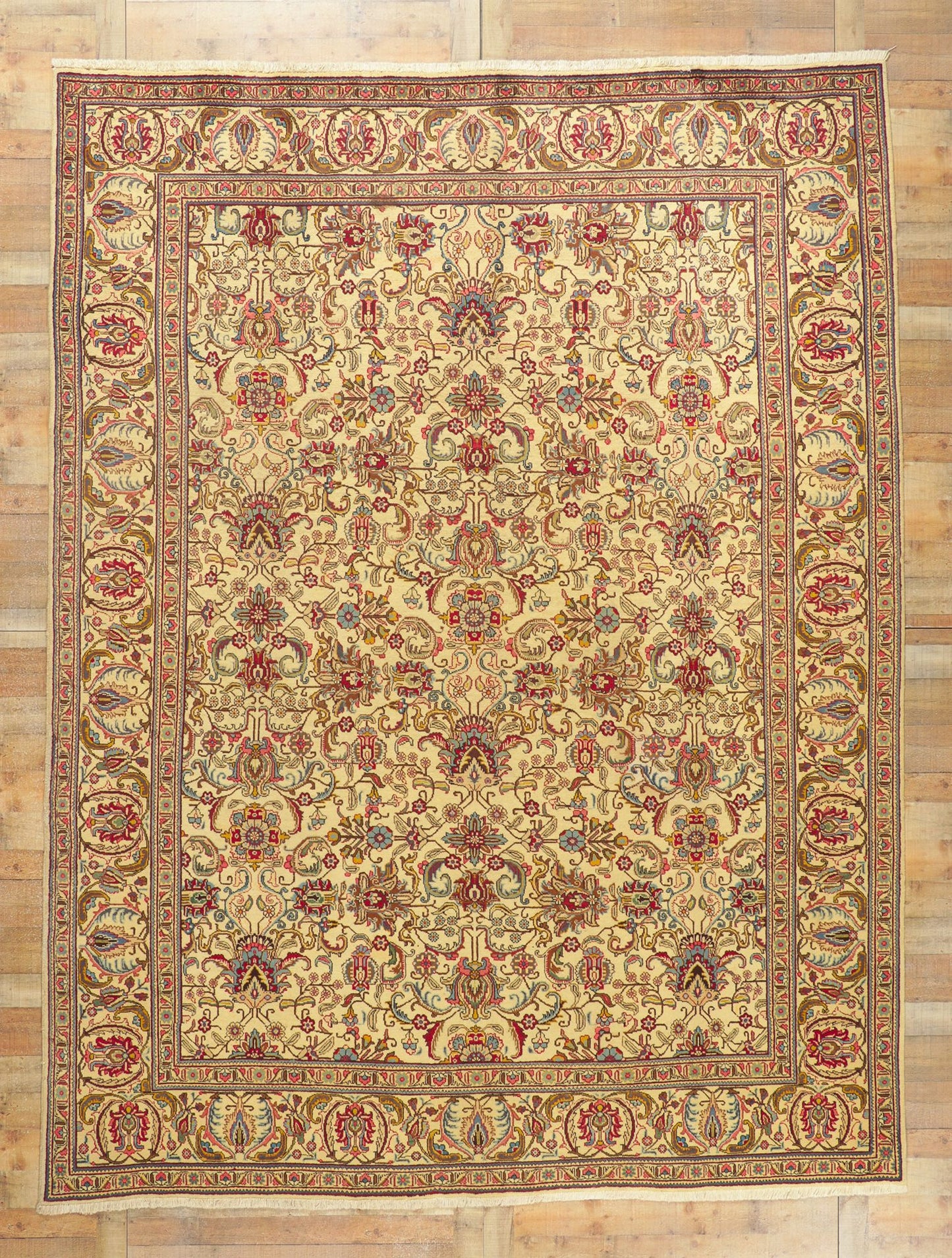 10 x 13 Vintage Persian Tabriz Rug 75888