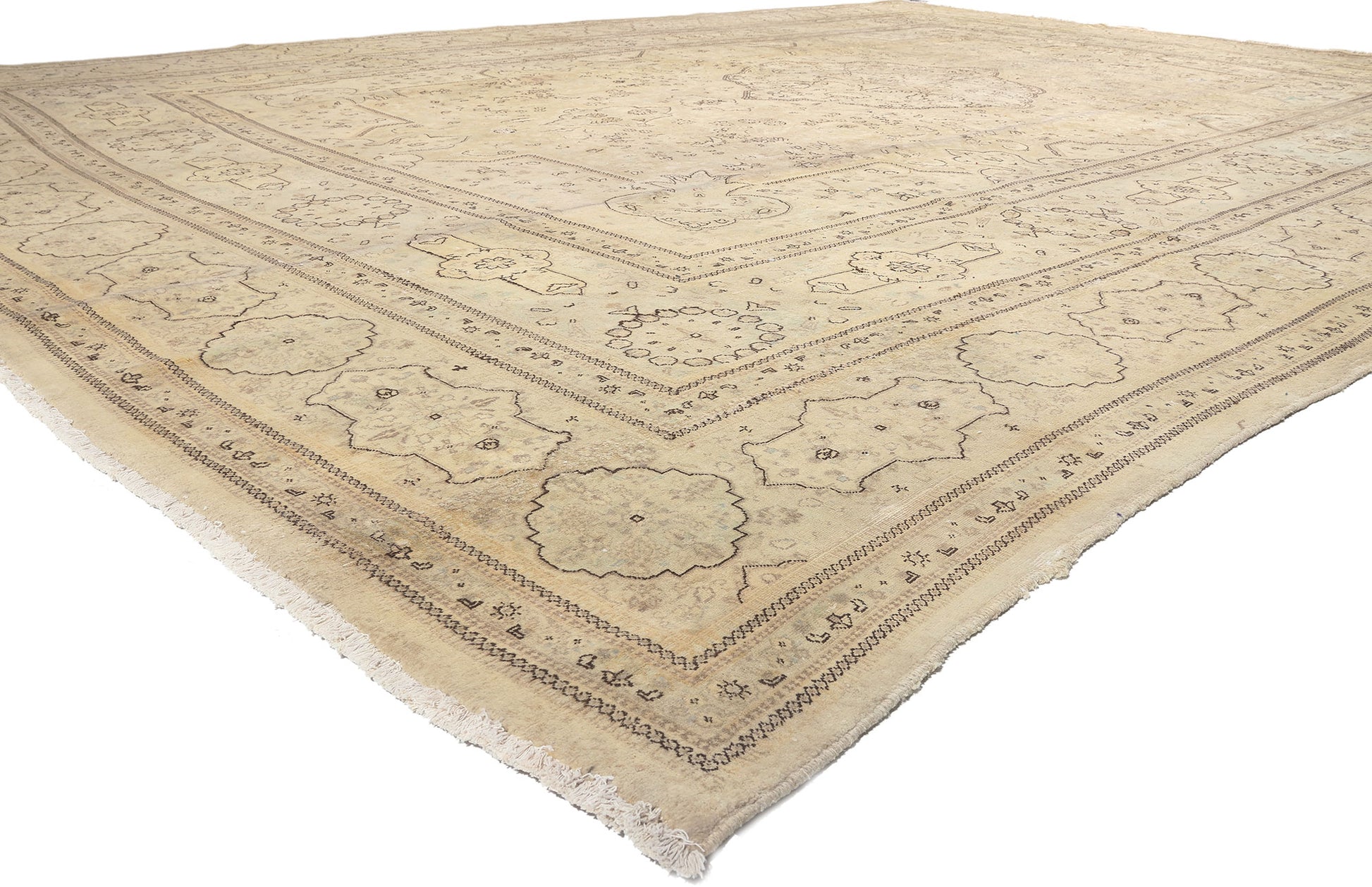 14 x 19 Vintage Persian Tabriz Rug 78595