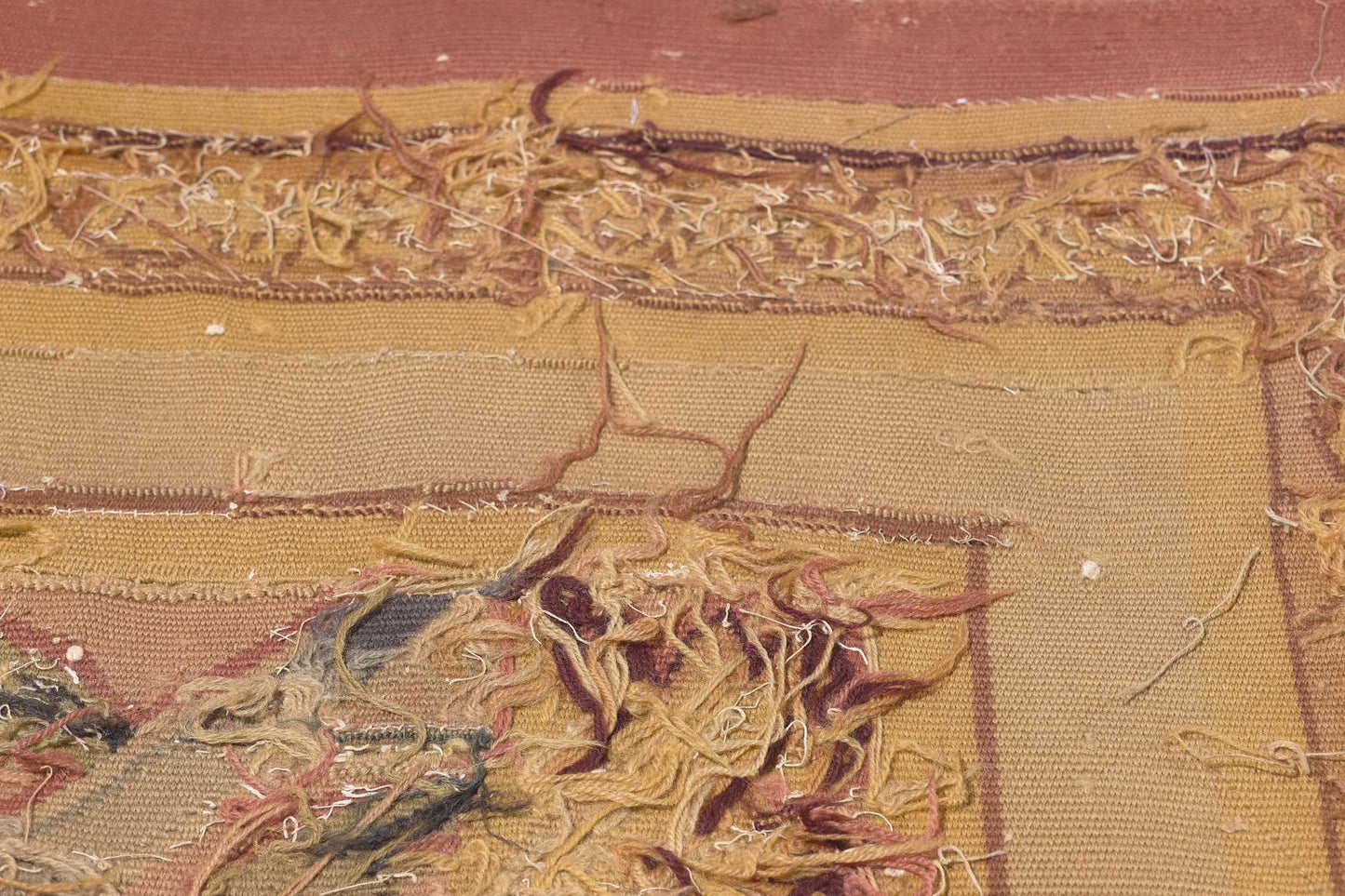15 x 25 Antique French Aubusson Rug 74394