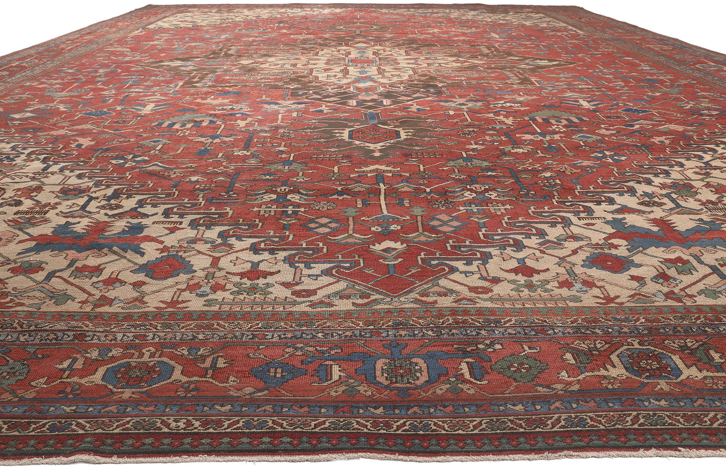 16 x 24 Antique Persian Serapi Rug 77525
