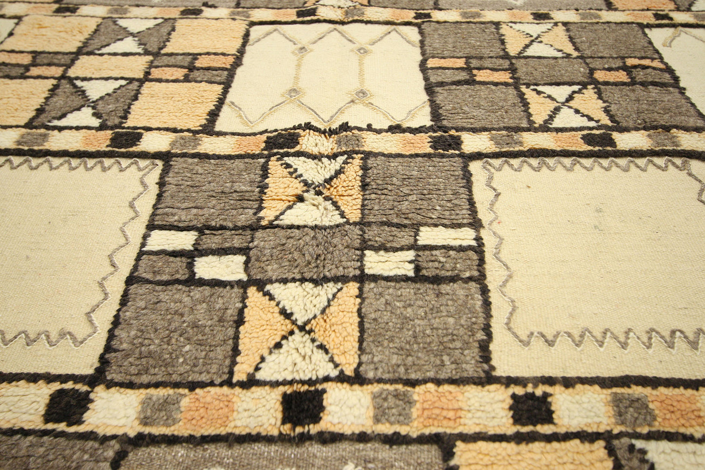 5 x 12 Vintage Moroccan Souf Rug 20026