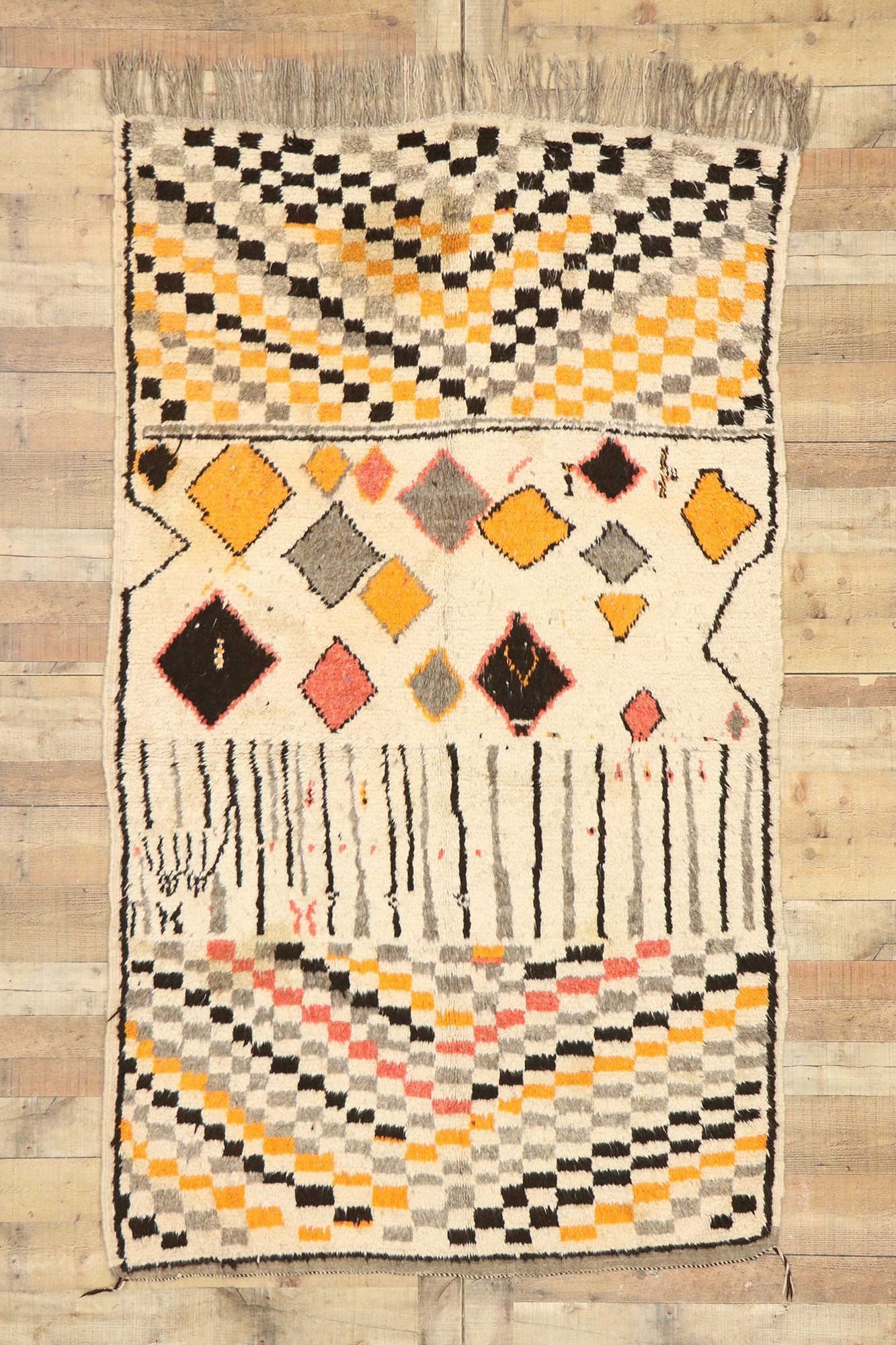5 x 7 Vintage Moroccan Azilal Rug 20053