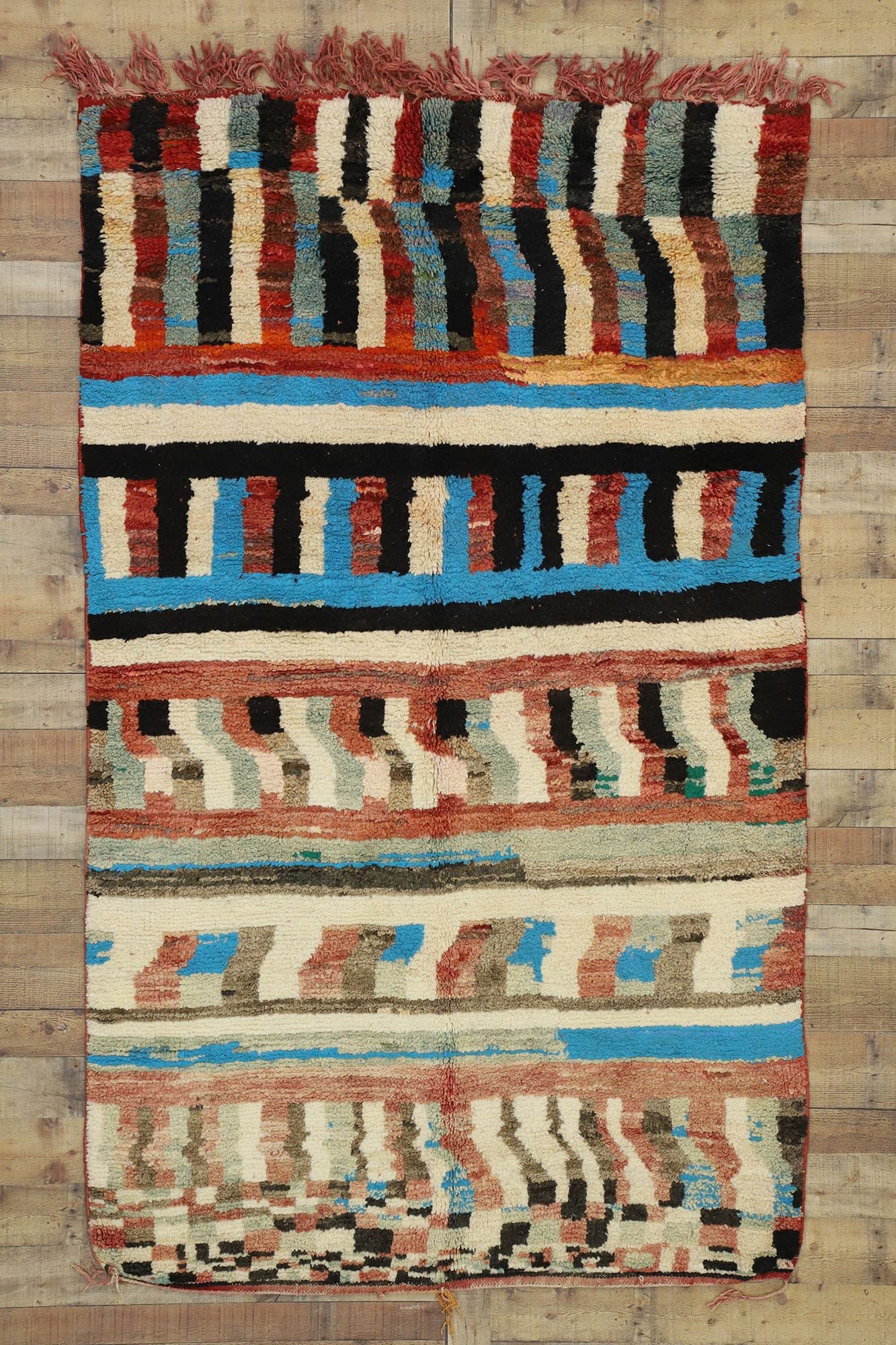 5 x 8 Vintage Boujad Moroccan Rug 20076