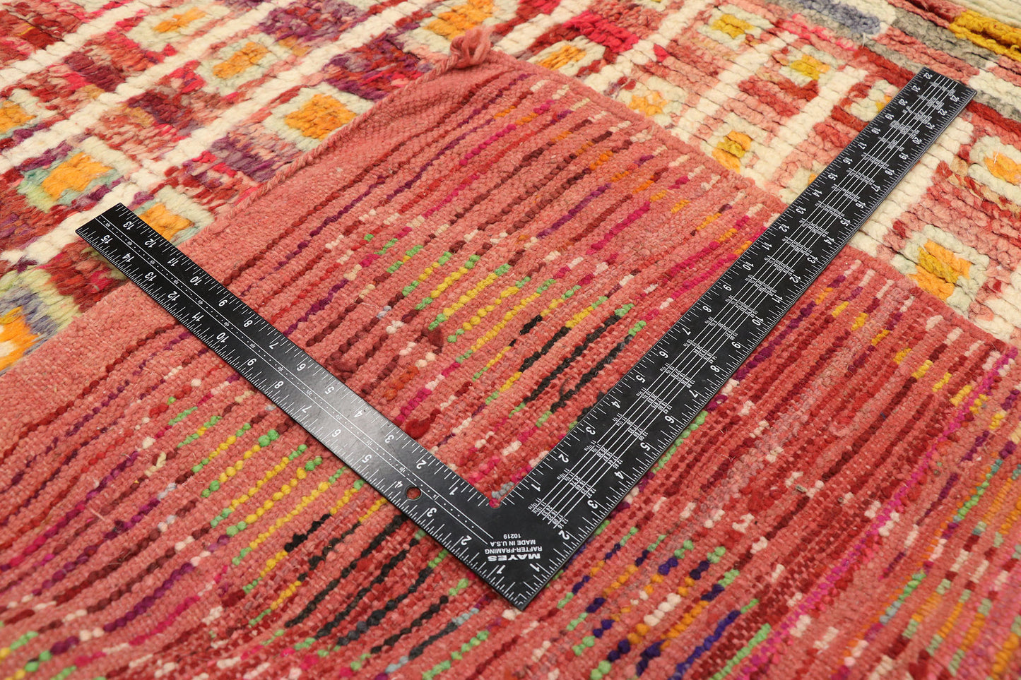 5 x 8 Vintage Moroccan Rug 20308