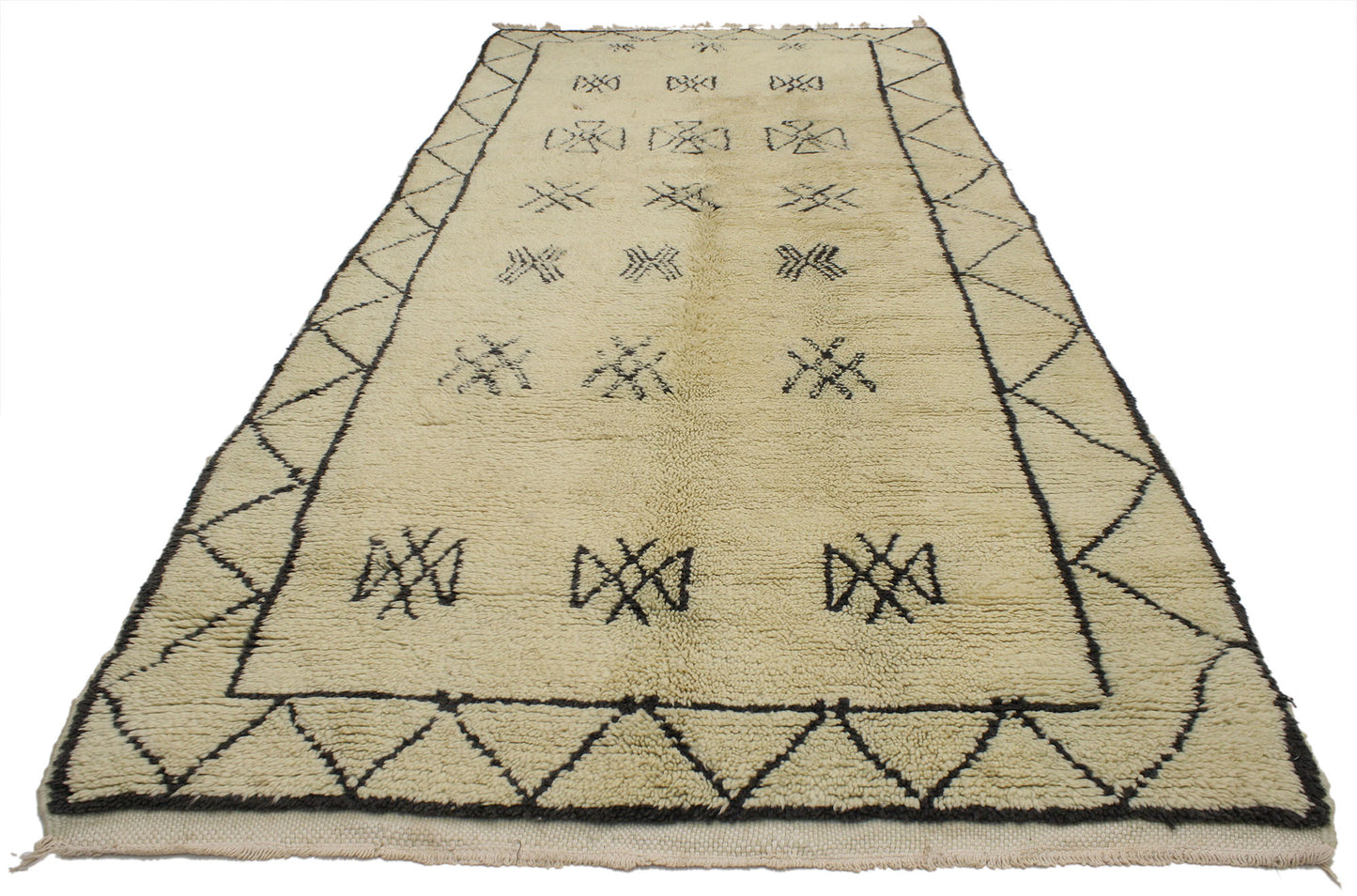 4 x 9 Vintage Moroccan Rug 20572