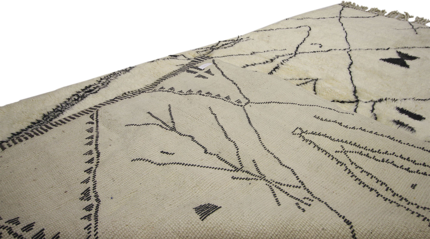7 x 10 Vintage Moroccan Rug 20682