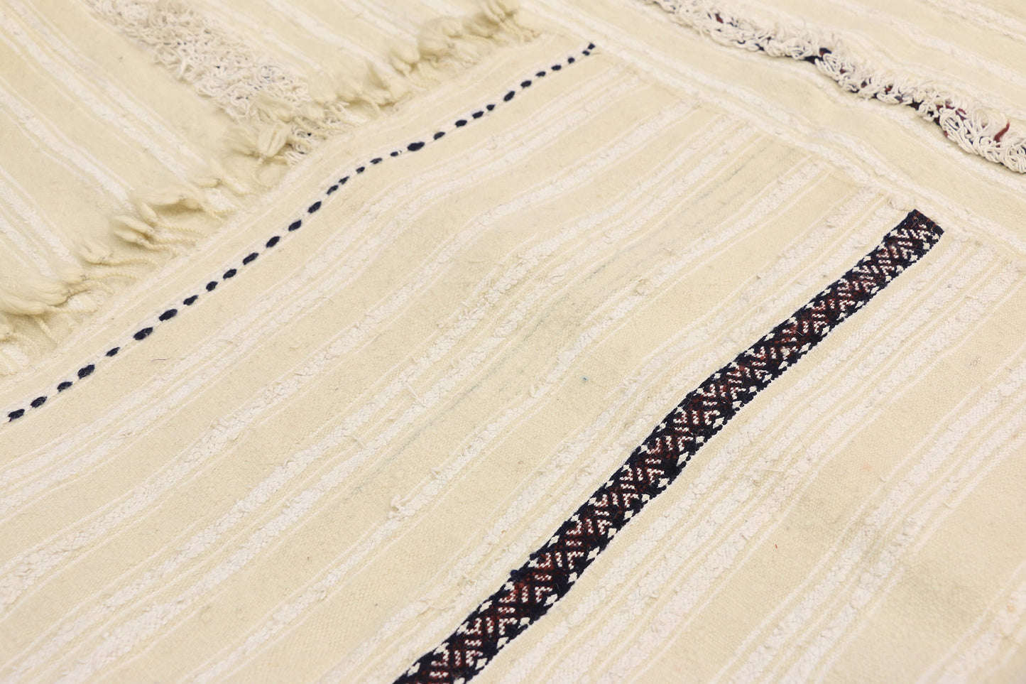 4 x 7 Vintage Moroccan Handira Kilim Rug 20826