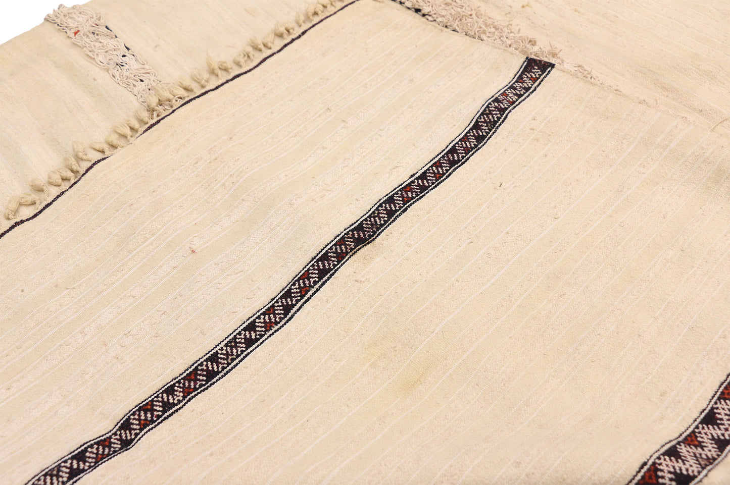 4 x 6 Vintage Handira Kilim Rug 20827
