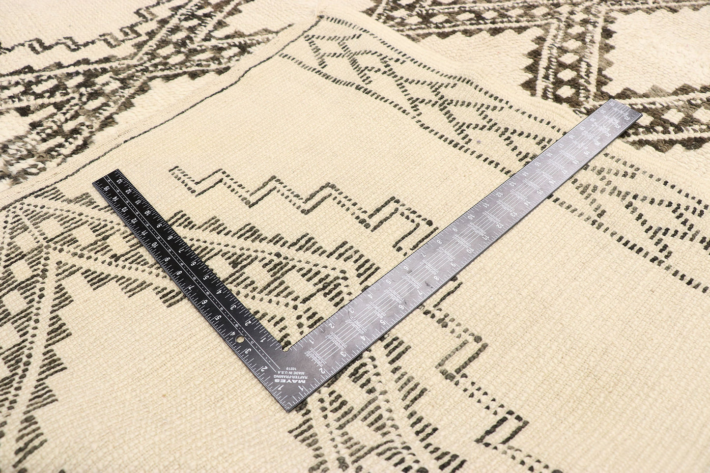7 x 11 Vintage Moroccan Rug 20937