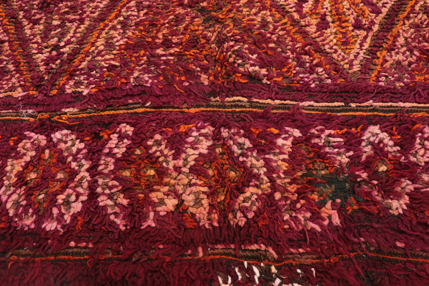 6 x 8 Vintage Burgundy Beni MGuild Moroccan Rug 20966