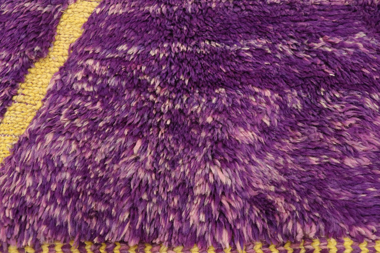 7 x 10 Modern Purple Beni Mrirt Moroccan Rug 20994
