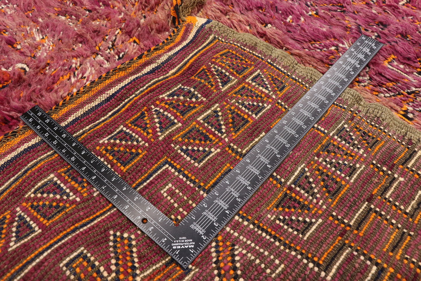 6 x 10 Vintage Berry Beni MGuild Moroccan Rug 21032