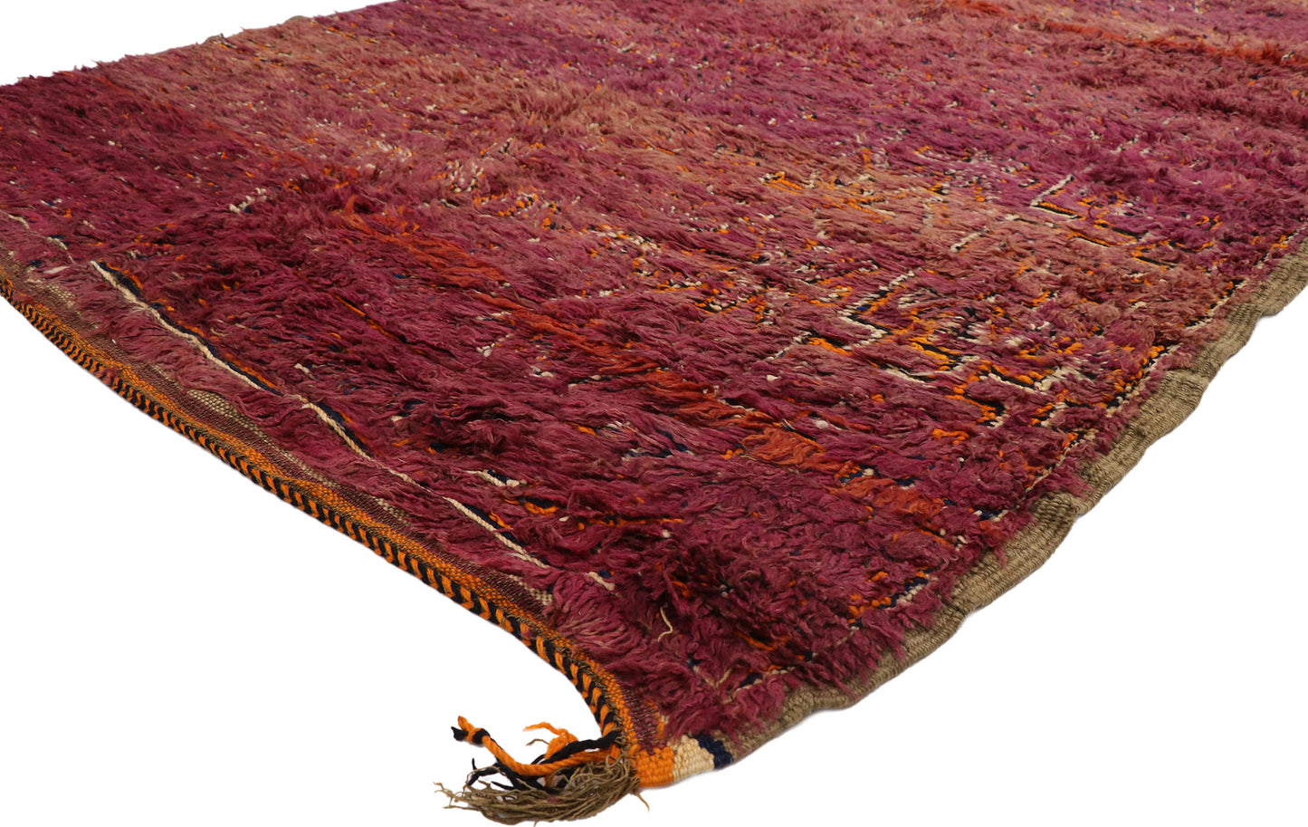 6 x 10 Vintage Berry Beni MGuild Moroccan Rug 21032