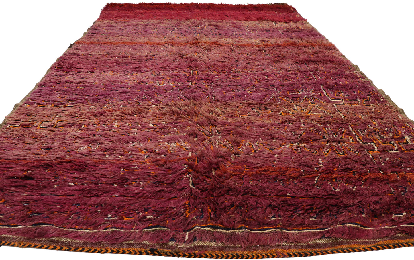 6 x 10 Vintage Berry Beni MGuild Moroccan Rug 21032