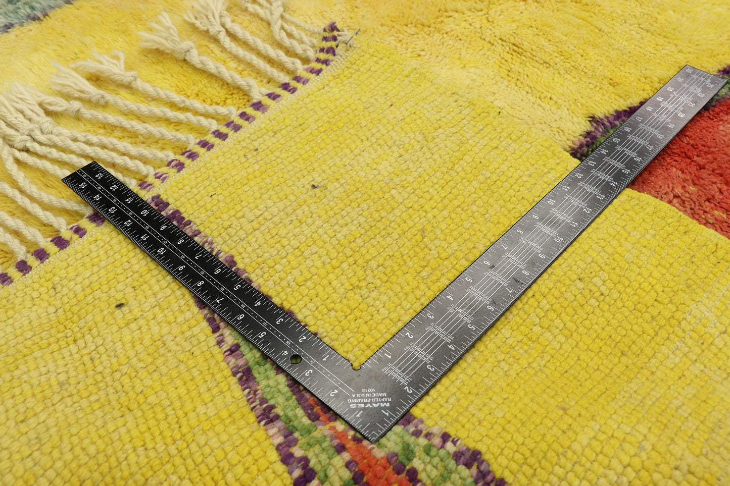 6 x 8 Contemporary Moroccan Rug 21054