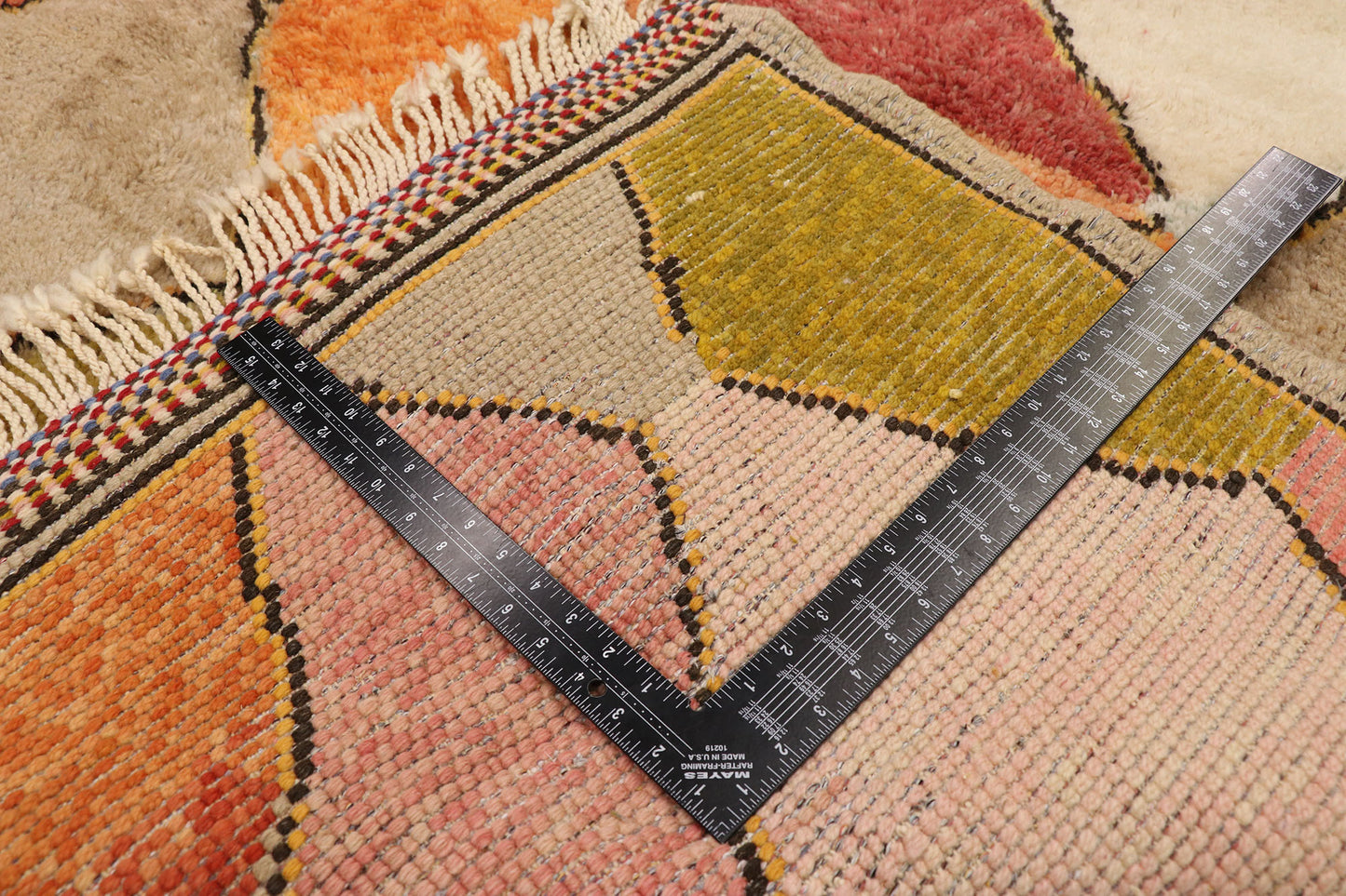 10 x 13 Contemporary Moroccan Rug 21079
