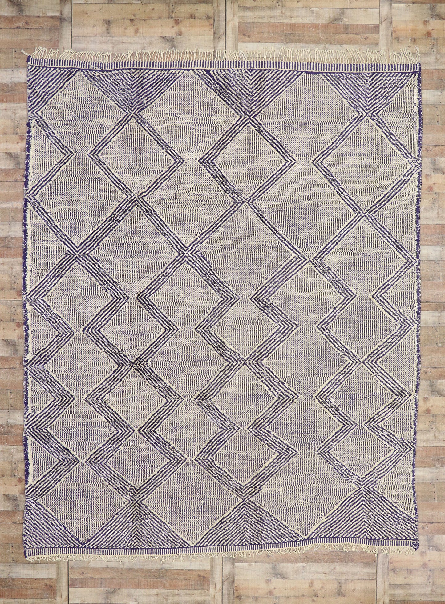 10 x 13 Moroccan High-Low Rug 21166