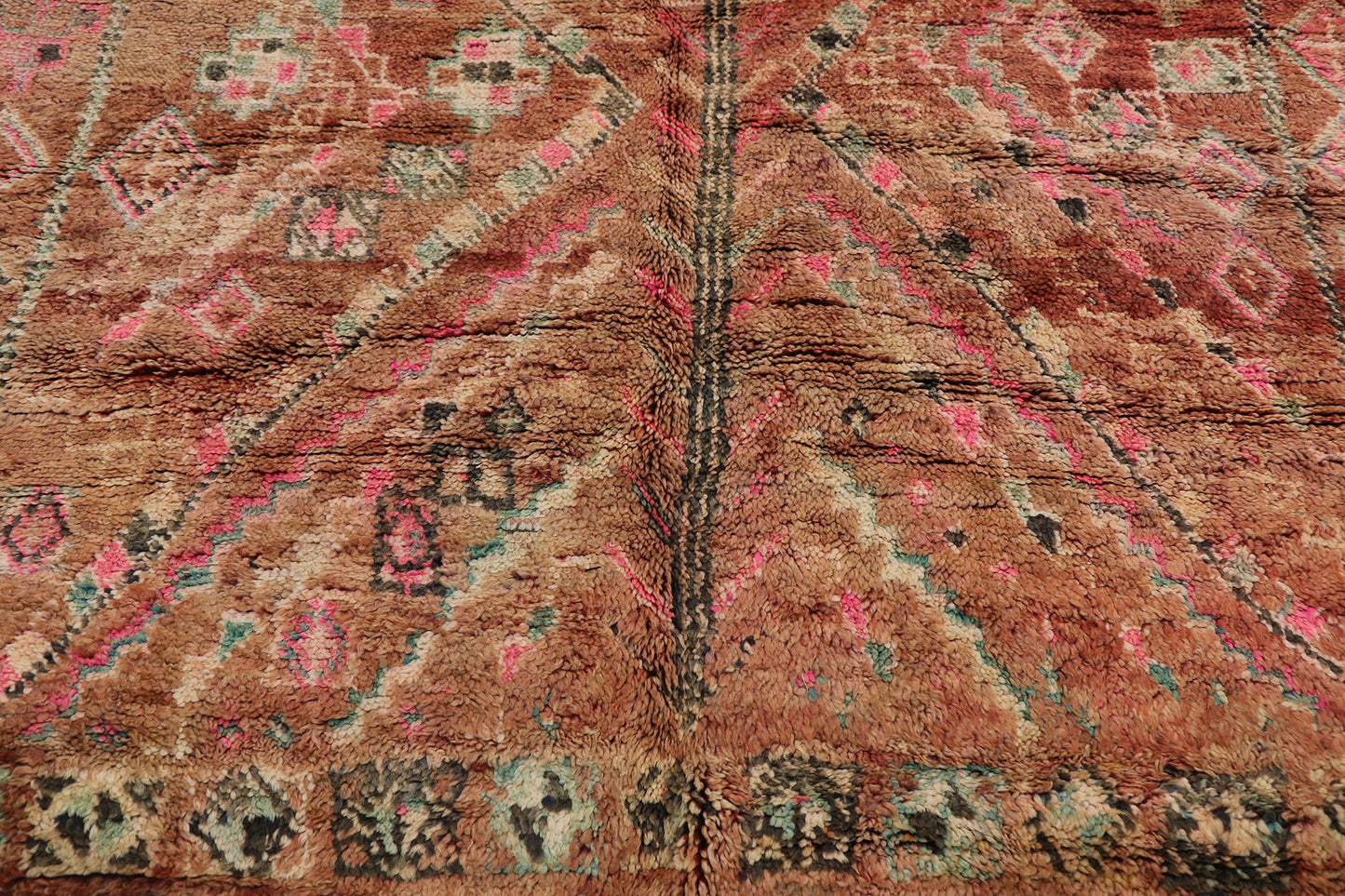 5 x 7 Vintage Boujad Moroccan Rug 21236