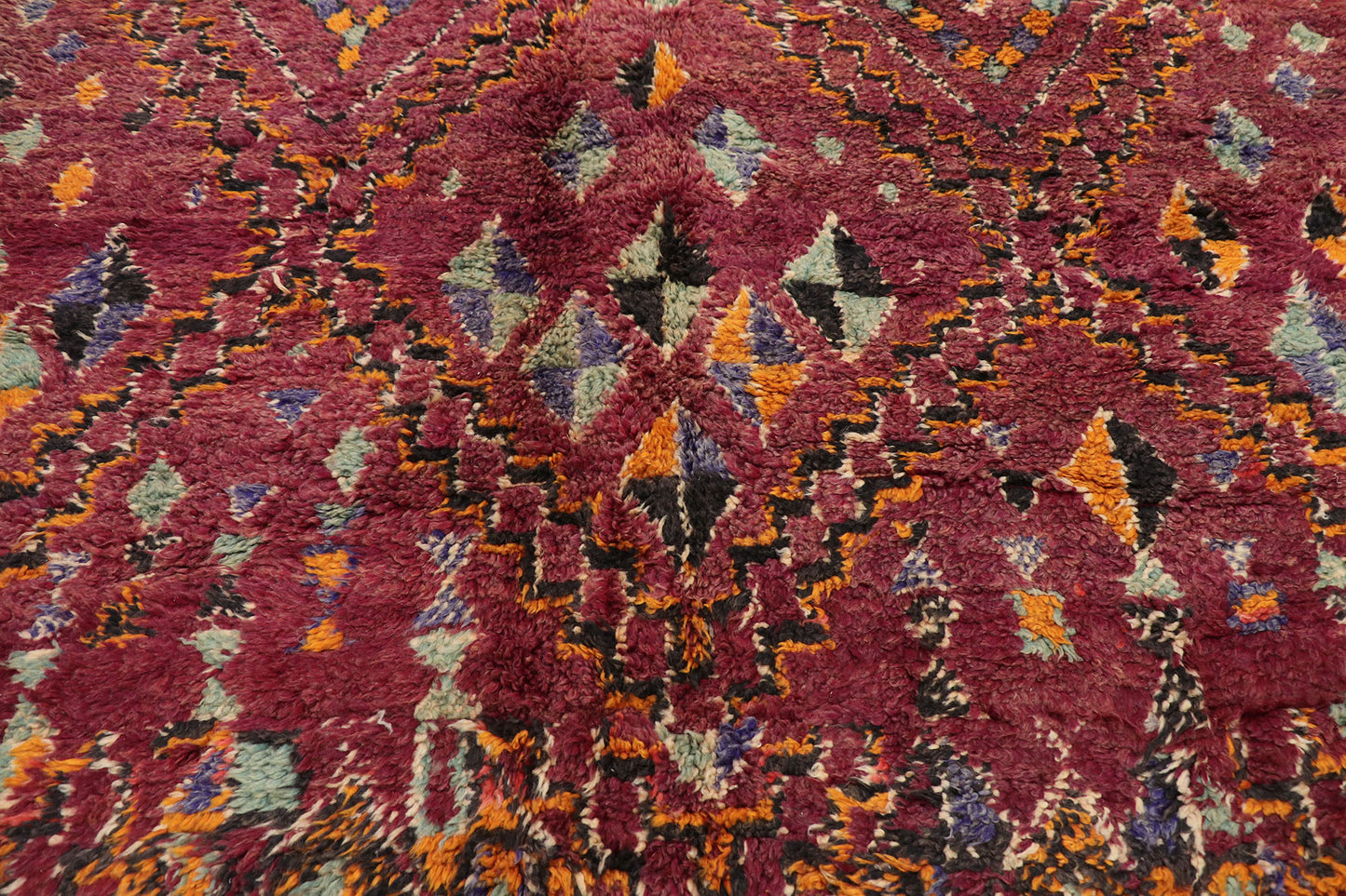 6 x 11 Vintage Beni MGuild Moroccan Rug 21244