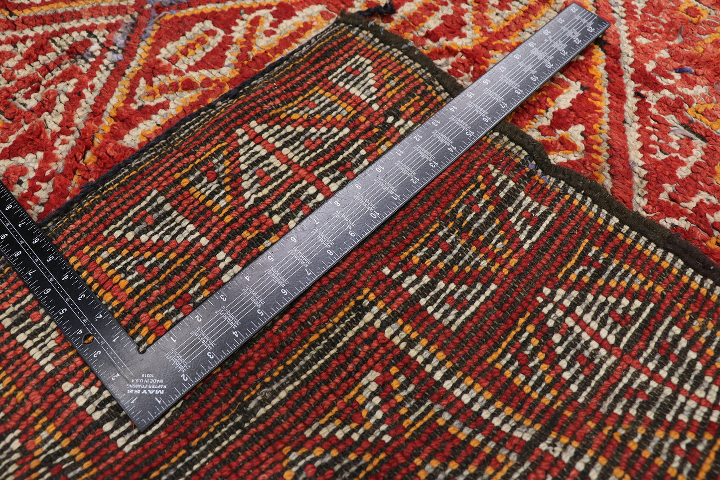 6 x 9 Vintage Beni MGuild Moroccan Rug 21254