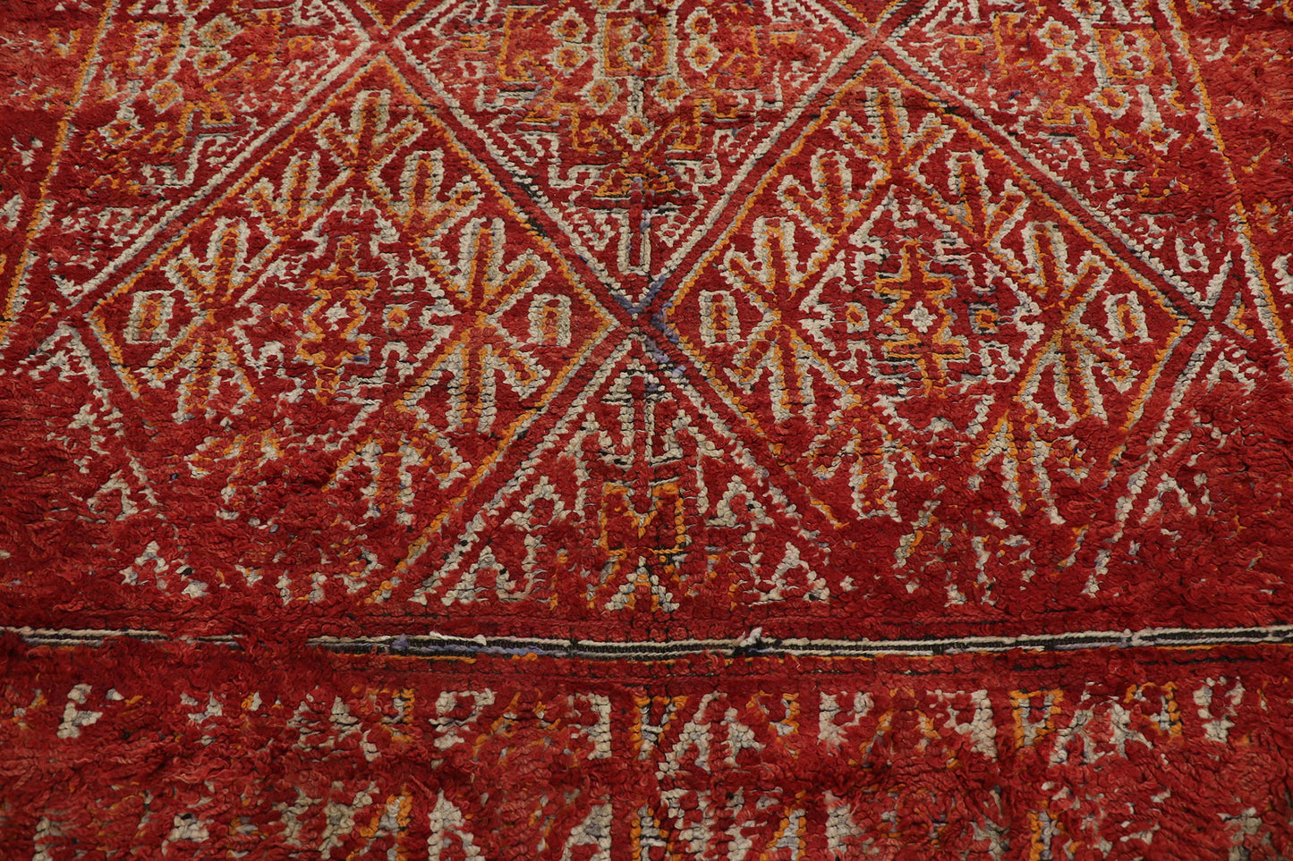 6 x 9 Vintage Beni MGuild Moroccan Rug 21254