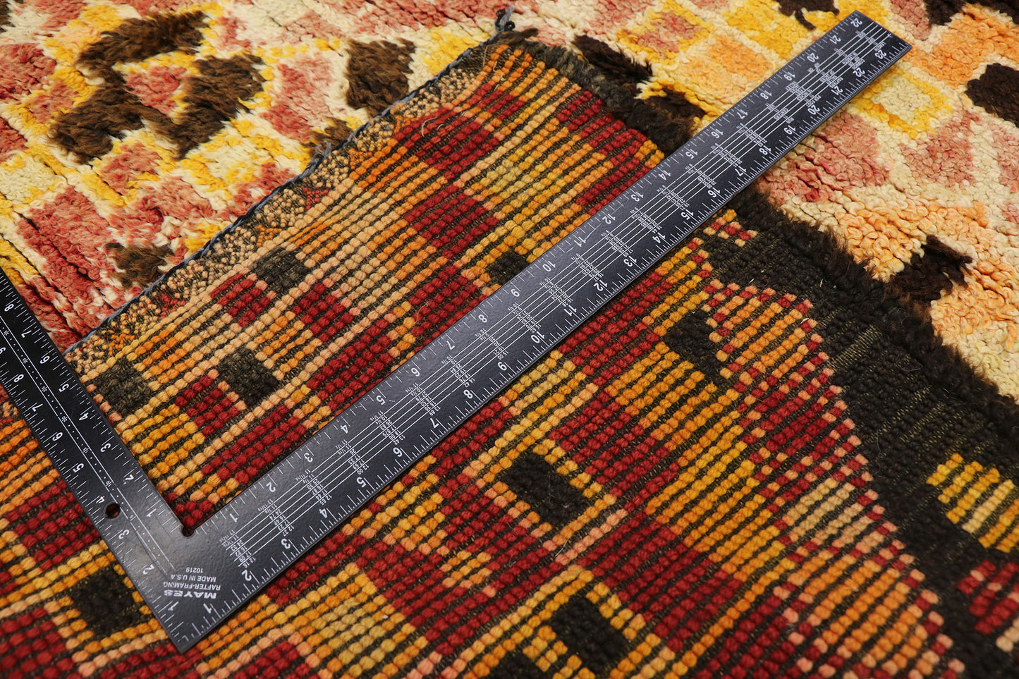 6 x 9 Vintage Beni MGuild Moroccan Rug 21268