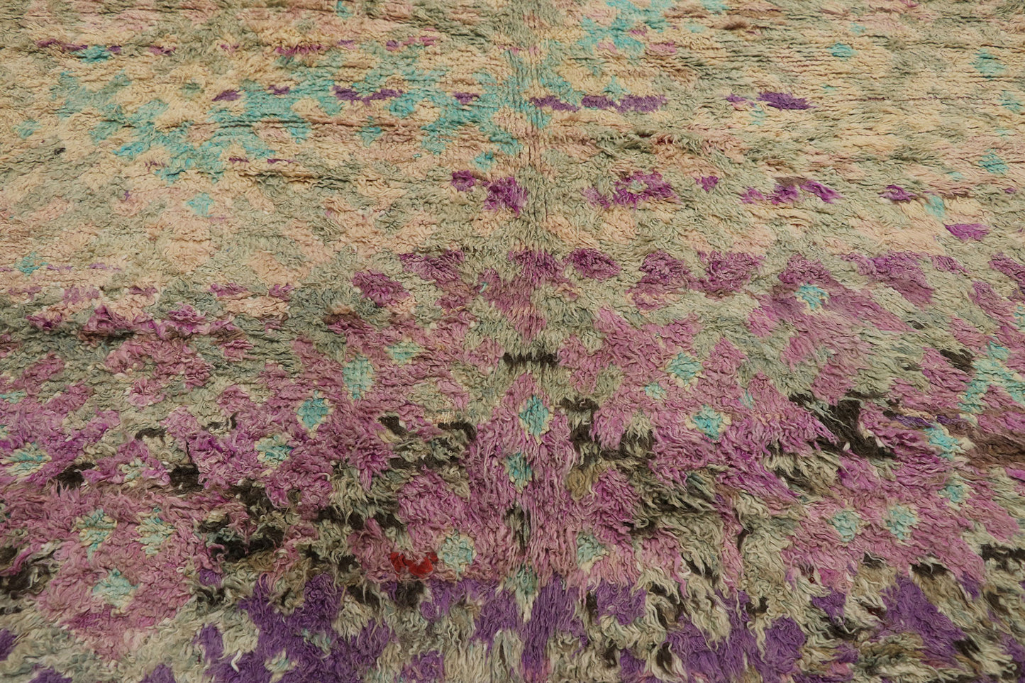 6 x 9 Vintage Purple Talsint Moroccan Rug 21281
