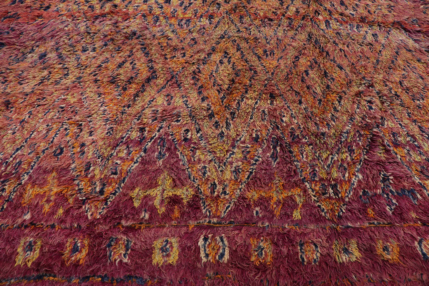 7 x 9 Vintage Beni MGuild Moroccan Rug 21312