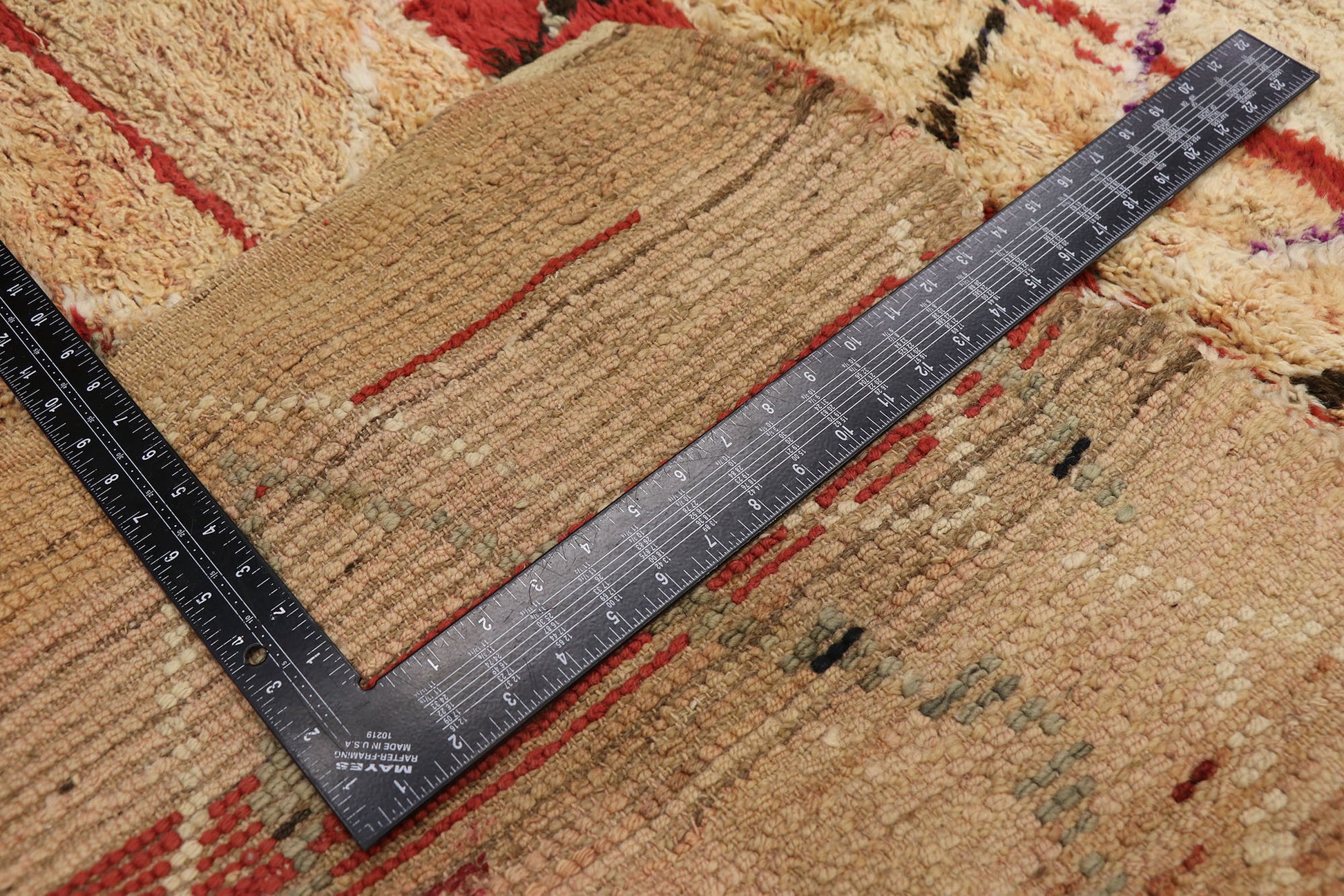 5 x 9 Vintage Boujad Moroccan Rug 21316