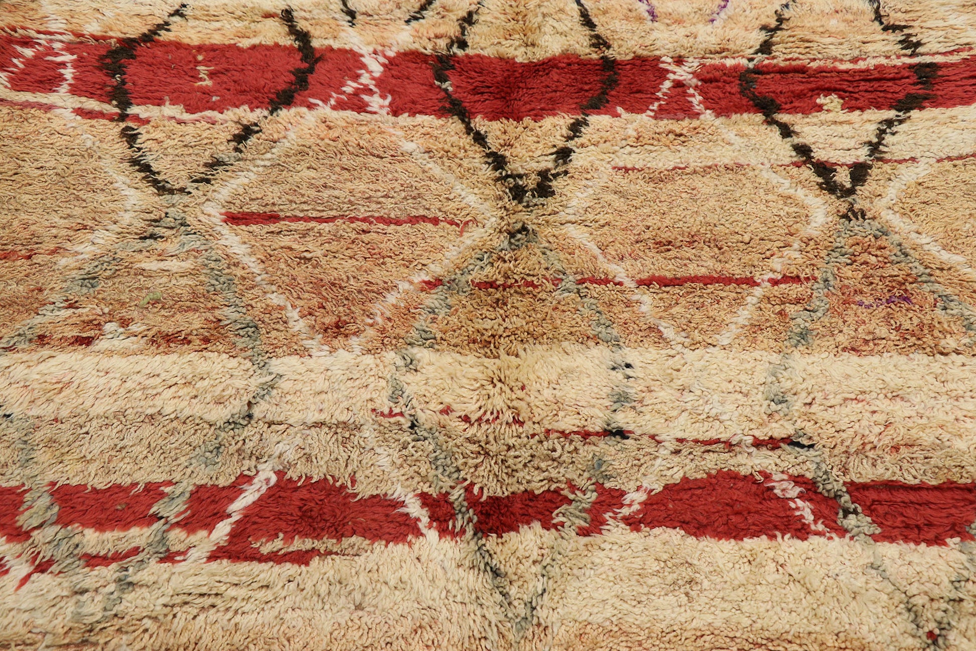 5 x 9 Vintage Boujad Moroccan Rug 21316