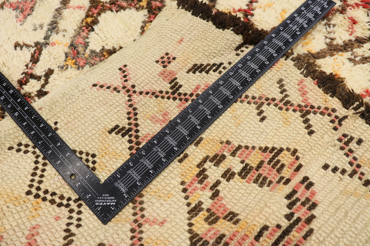 8 x 11 Vintage Moroccan Beni Ourain Rug 21353