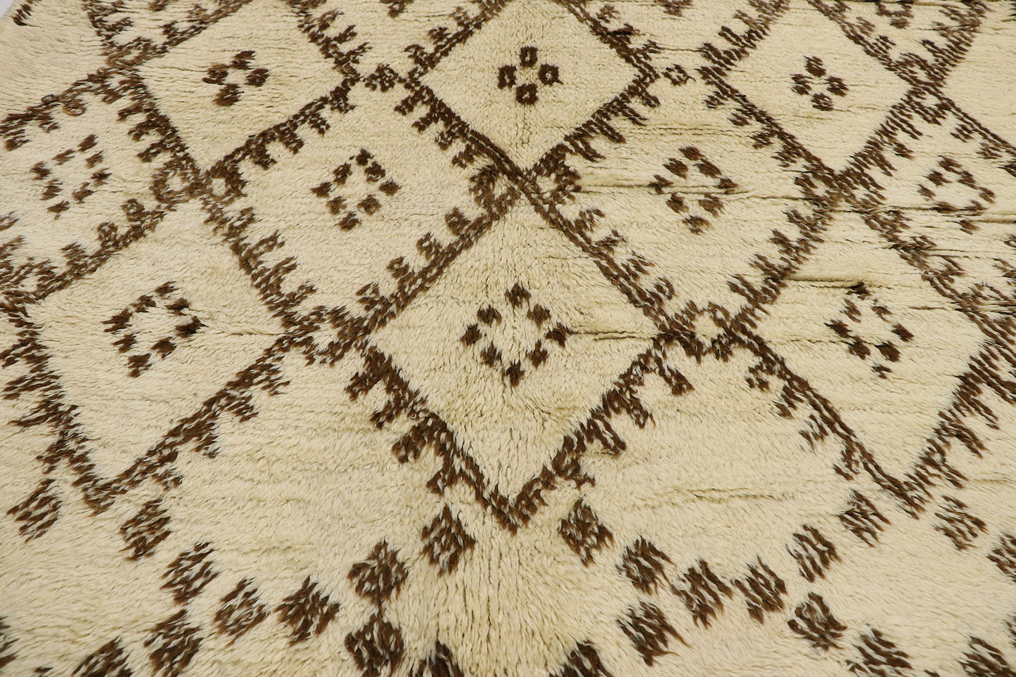 7 x 13 Vintage Moroccan Beni Ourain Rug 21371