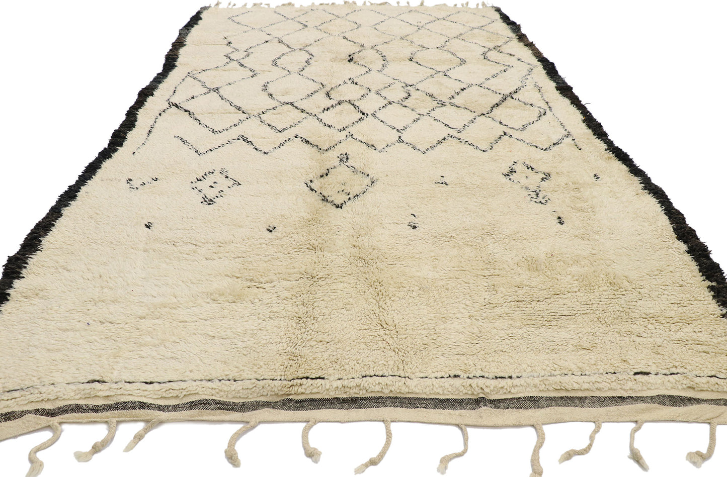 7 x 11 Vintage Moroccan Beni Ourain Rug 21376