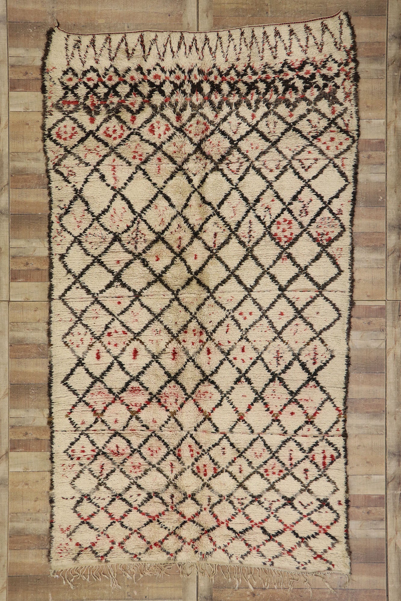 7 x 11 Vintage Moroccan Beni Ourain Rug 21394