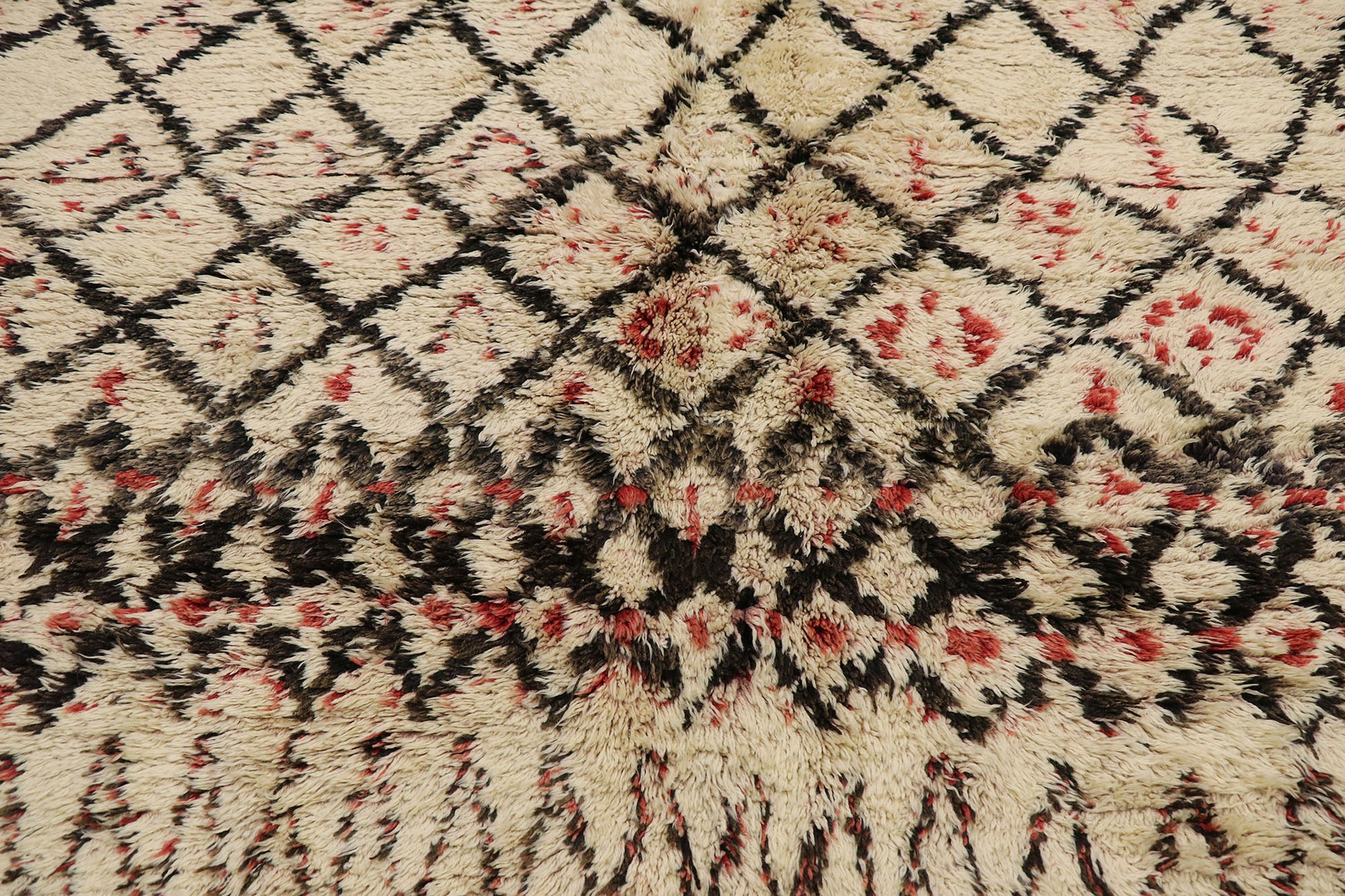 7 x 11 Vintage Moroccan Beni Ourain Rug 21394
