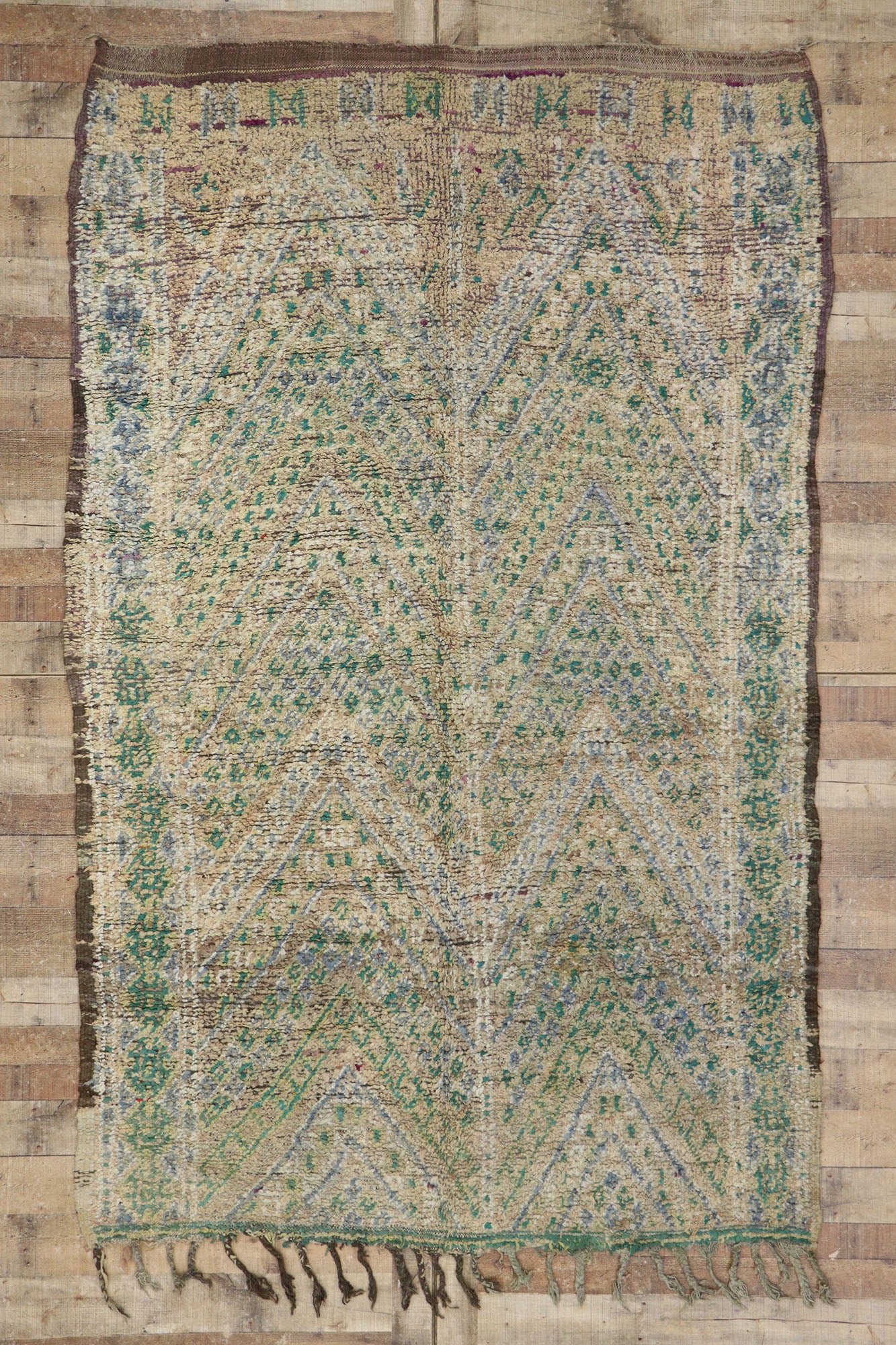 6 x 9 Vintage Beni MGuild Moroccan Rug 21450