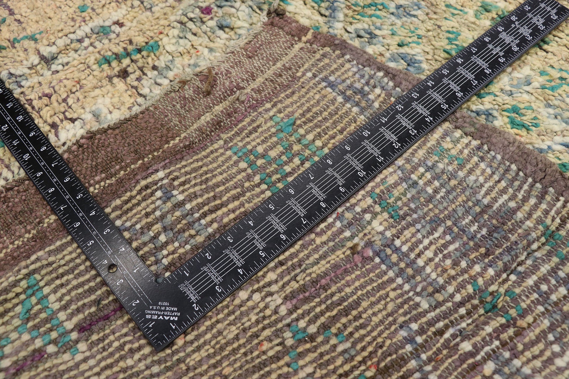 6 x 9 Vintage Beni MGuild Moroccan Rug 21450