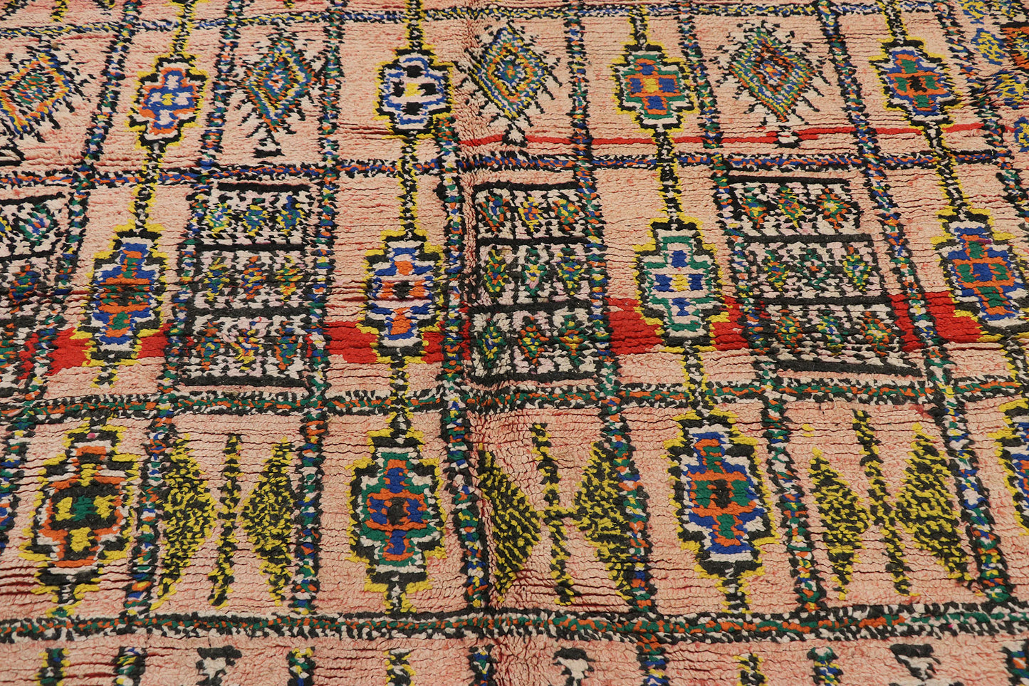 6 x 10 Vintage Boujad Moroccan Rug 21462
