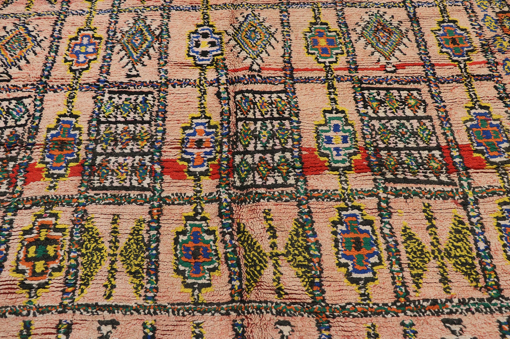 6 x 10 Vintage Boujad Moroccan Rug 21462
