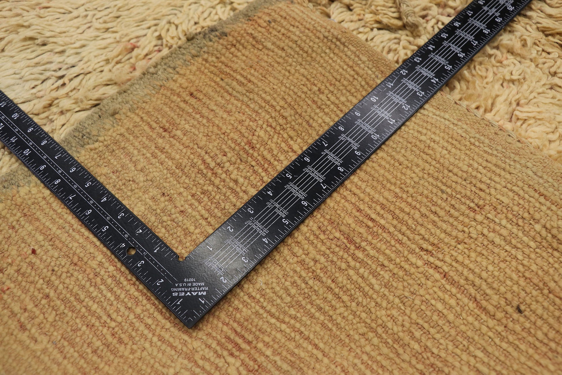 6 x 10 Vintage Beni Mrirt Moroccan Rug 21477