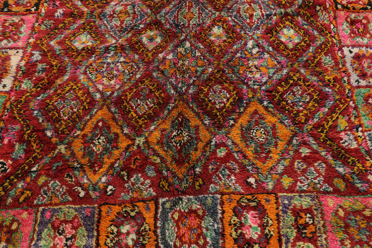 6 x 10 Vintage Beni MGuild Moroccan Rug 21491