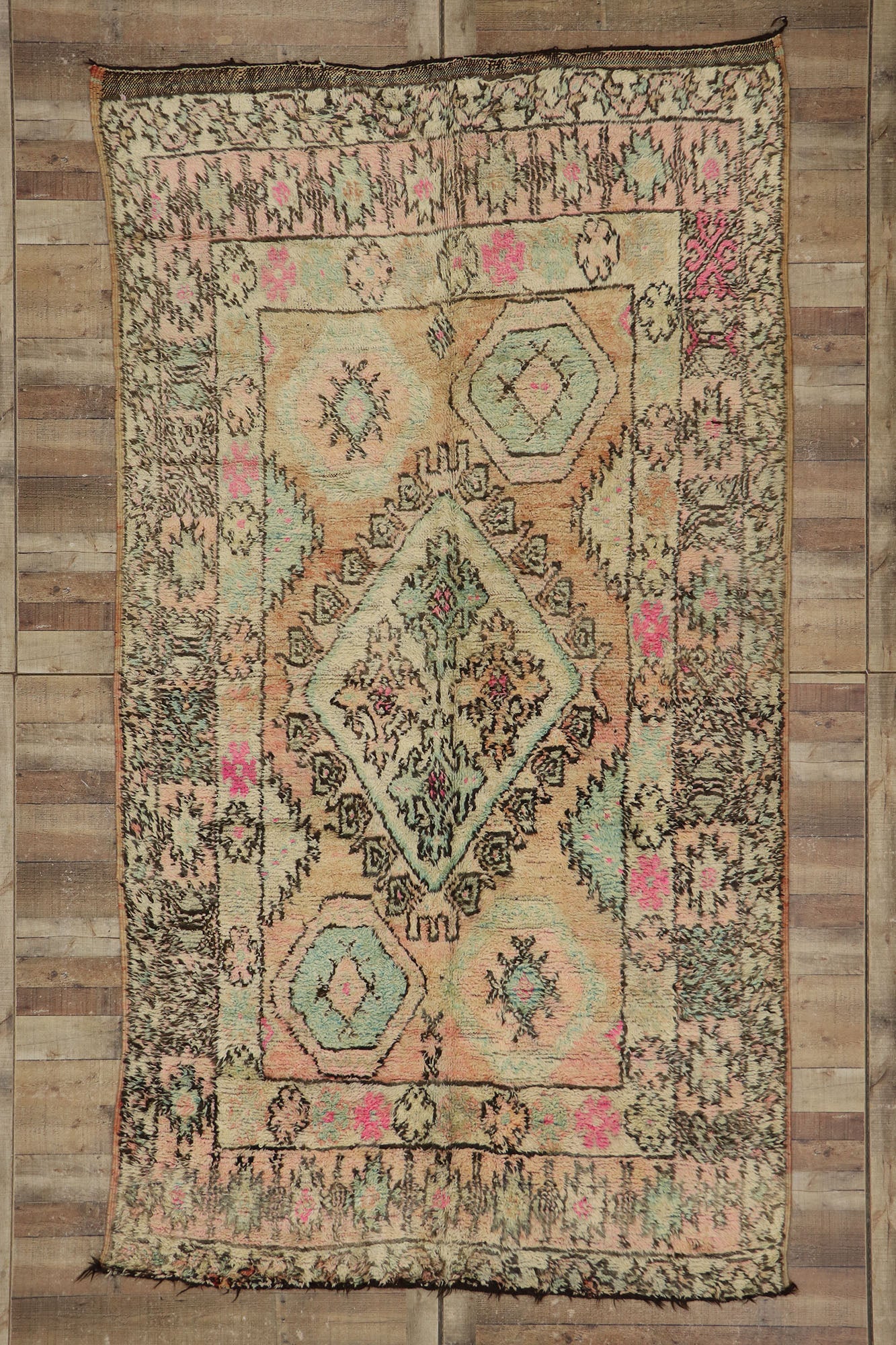 6 x 11 Vintage Boujad Moroccan Rug 21495