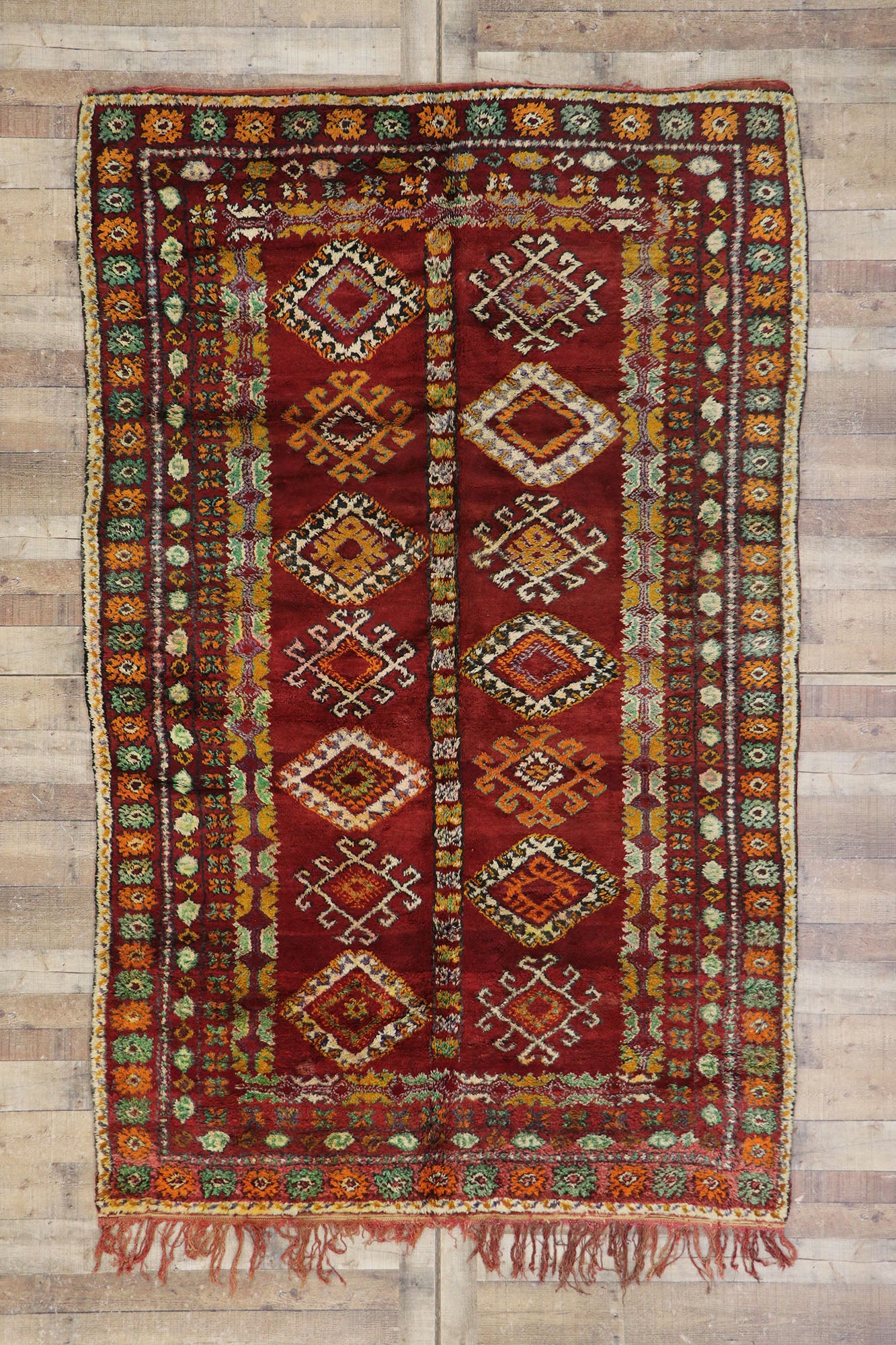6 x 9 Vintage Beni MGuild Moroccan Rug 21506