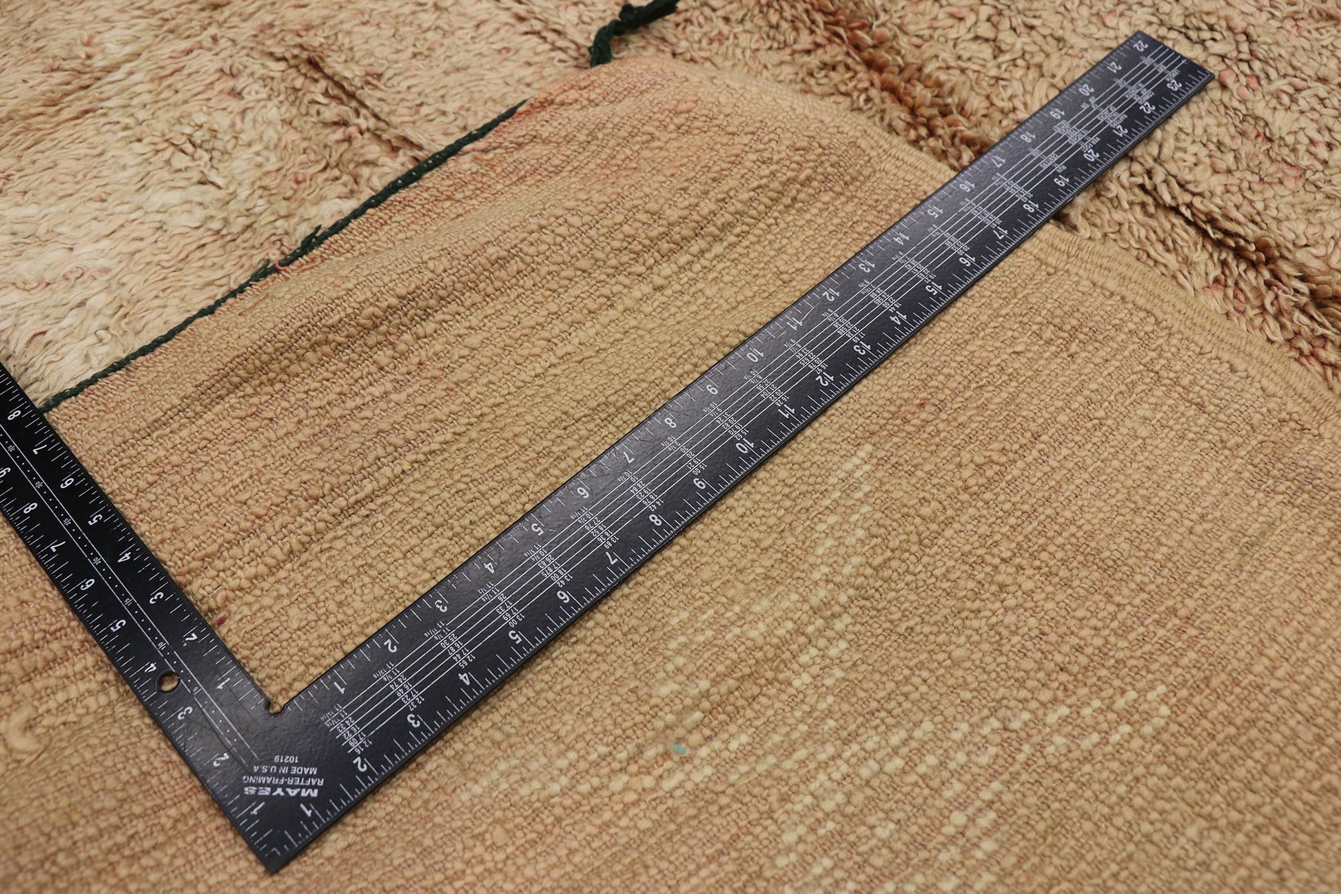 7 x 10 Vintage Beni Mrirt Moroccan Rug 21516