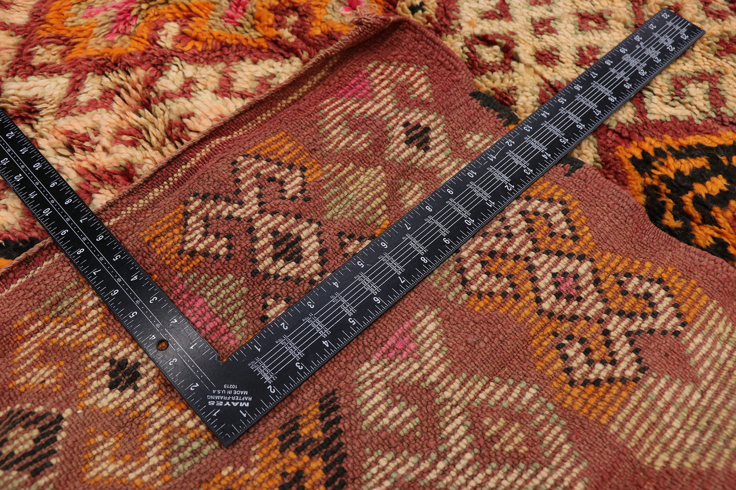 6 x 9 Vintage Moroccan Rug 21522
