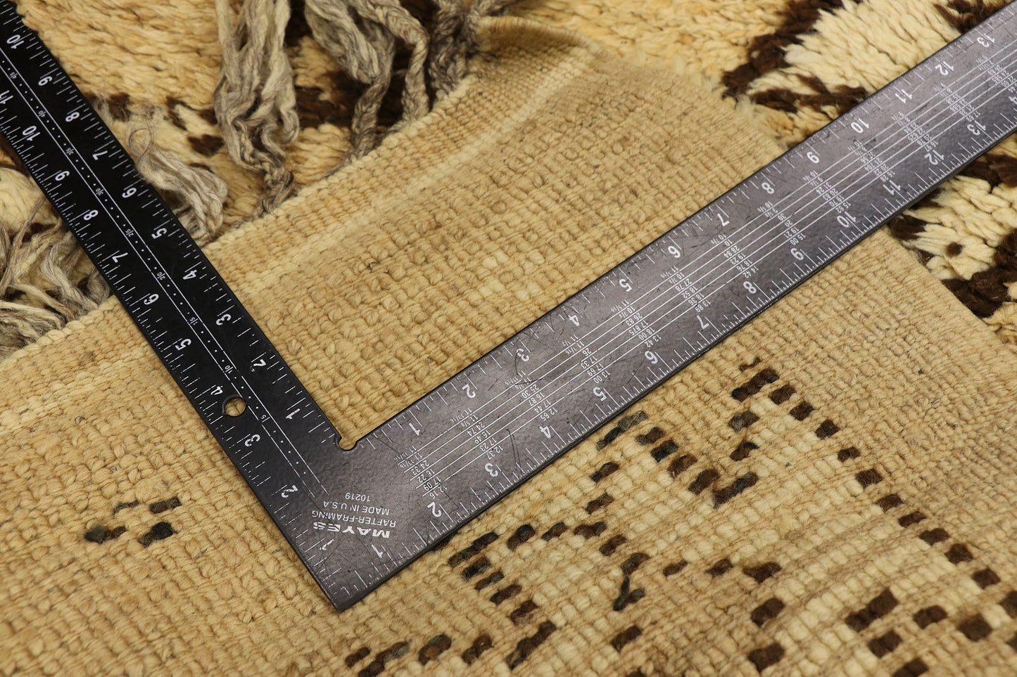 3 x 6 Vintage Moroccan Rug 21567