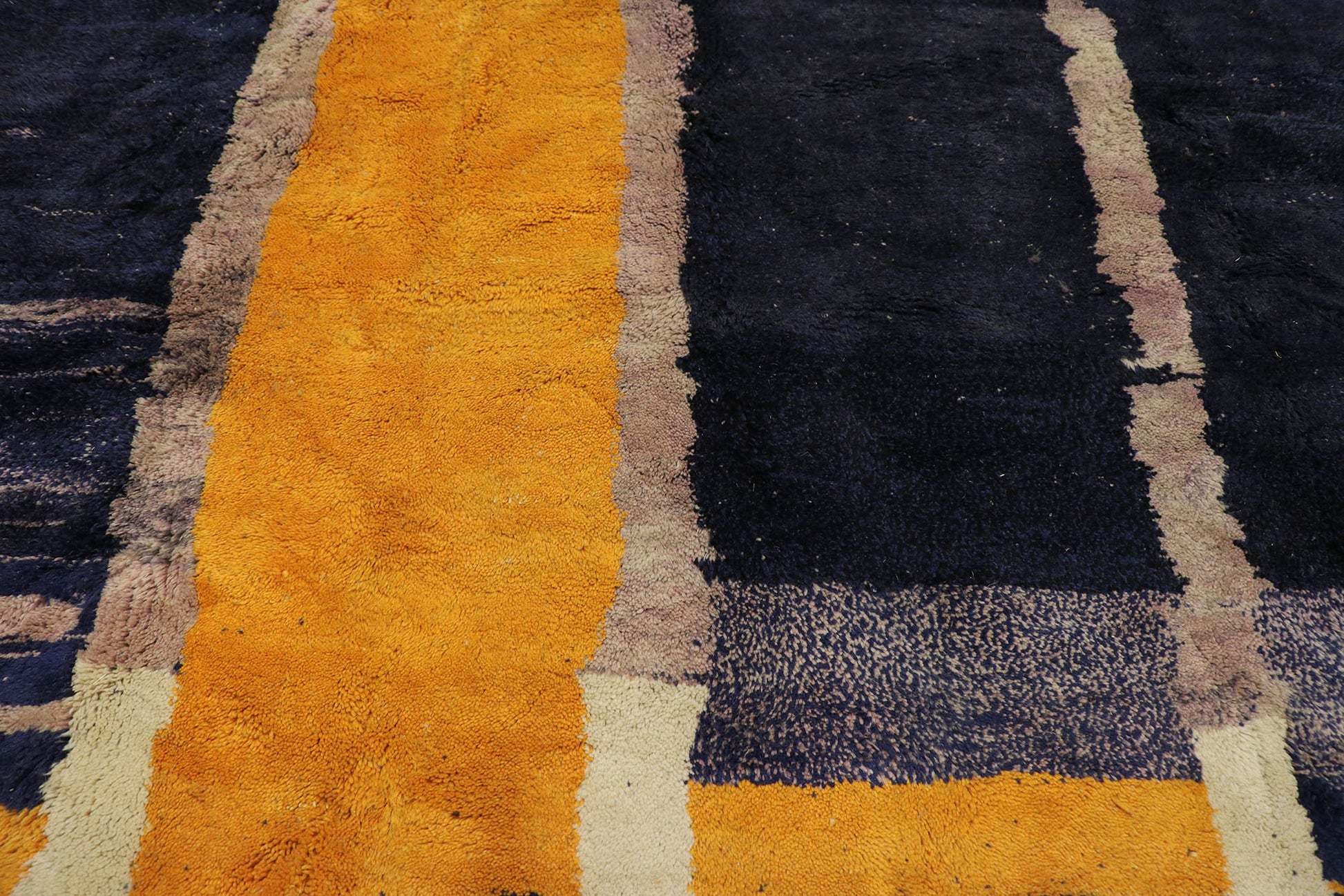 10 x 13 Modern Beni Mrirt Moroccan Rug 21641