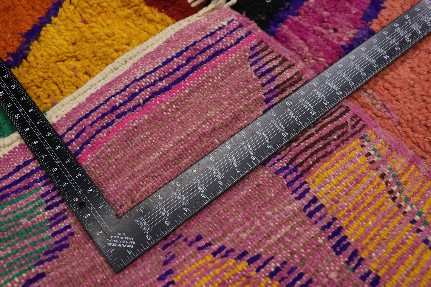5 x 8 Vintage Boujad Moroccan Rug 21654