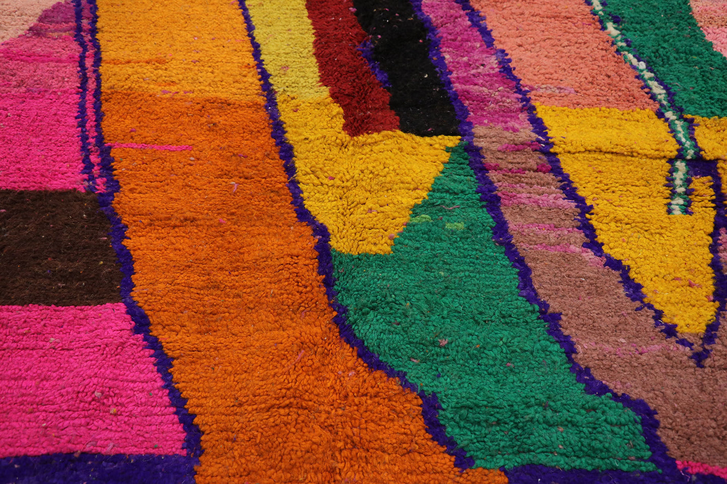 5 x 8 Vintage Boujad Moroccan Rug 21654